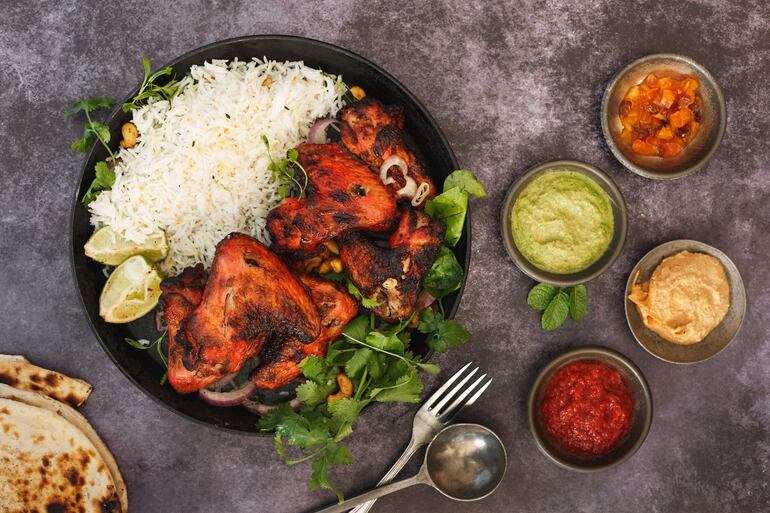 Tandoori chicken (pollo a la olla de barro).