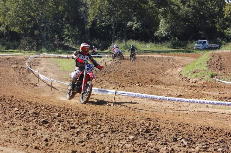 Los pilotos demostraron nuevamente su destreza y habilidad en lo que fue la segunda fecha de motocross en Villeta.