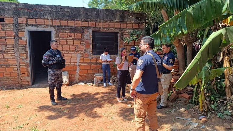 El lugar donde habría ocurrido el presunto feminicidio en el barrio Pa'i Ñu de Ñemby.