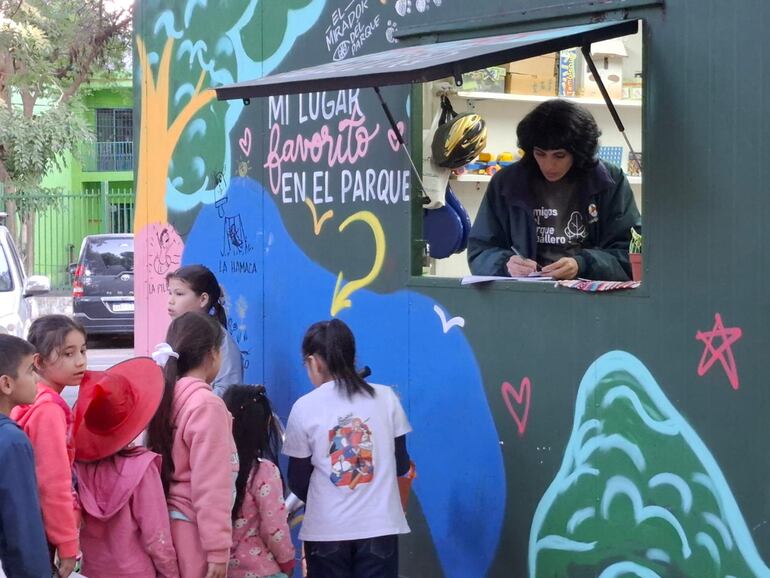 La ludoteca en el festival del Parque Caballero.