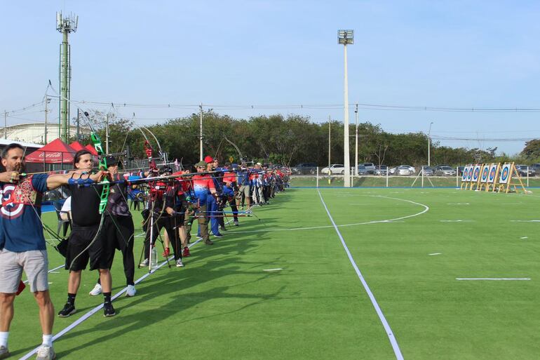 Gran jornada de arquería se apreció en la sexta fecha del torneo Outdoor en el COP.