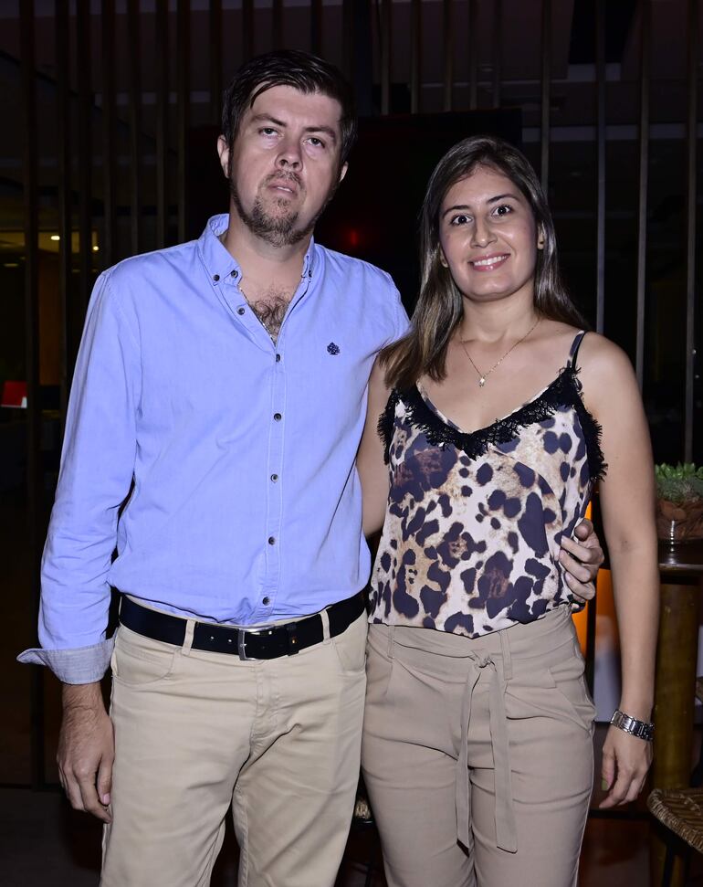 Diego Culzoni y Lorena Montiel.