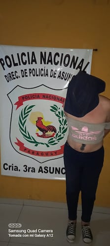 Travestido es aprehendido por supuesta implicancia en asalto en el centro de Asunción