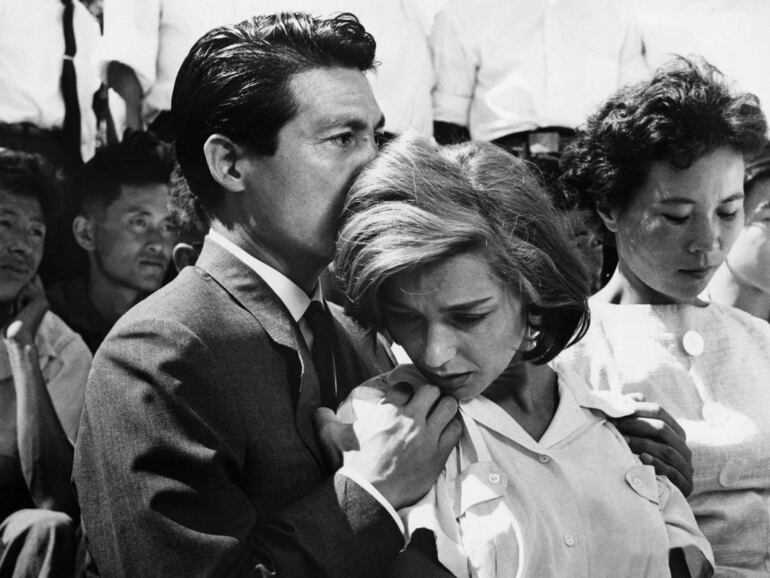 Una escena de "Hiroshima mon amour", película que será proyectada hoy en Literaity.