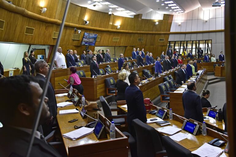 La Cámara de Diputados define hoy si se autoasignan impunidad ante casos de conflicto de intereses o mantienen algo de decencia.