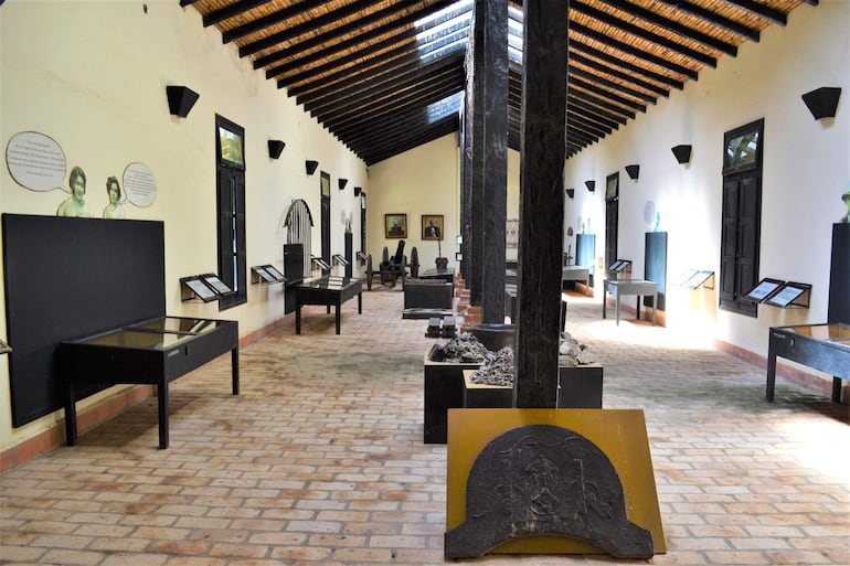 En el museo del Parque Nacional de Ybycuí se puede apreciar lo que quedó de la Fundición de Hierro.