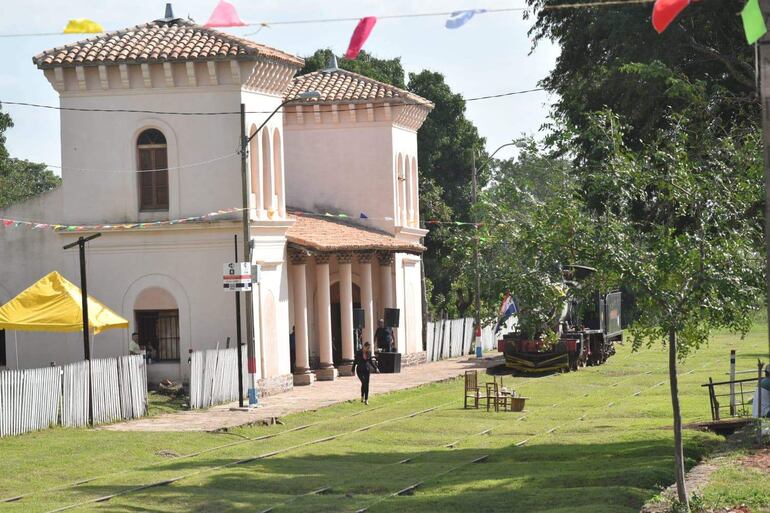 La ex estación de tren de Pirayú que invita a conocer su historia.