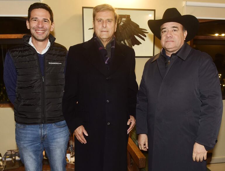 Gustavo Re, Fernando Sosa y Manuel Cardozo.