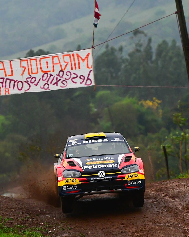 Gustavo Saba no tuvo una buena primera etapa y culminó el día en la quinta posición, con el VW Polo GTI R5 (Foto, Saba Competición, Facebook).