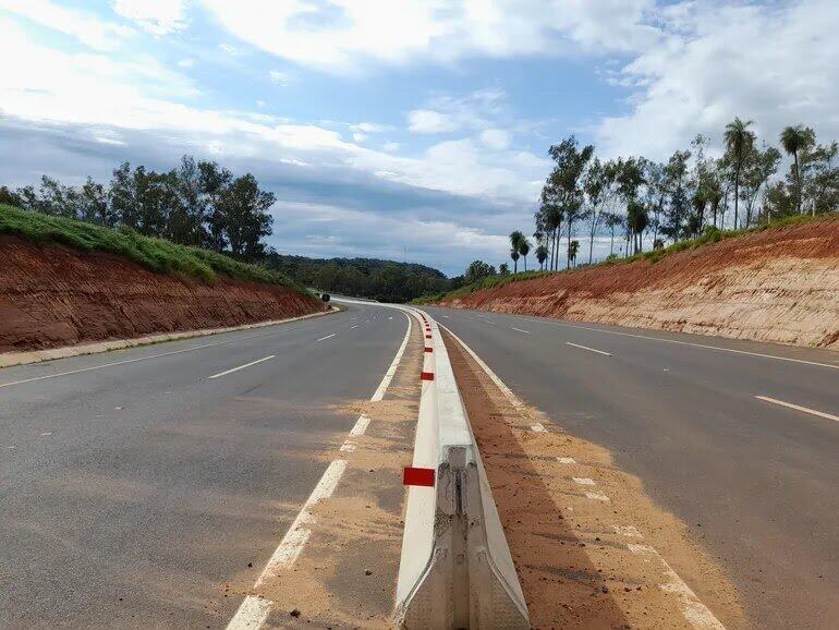 Importante cantidad de accidentes se registran en la nueva ruta de Caacupé