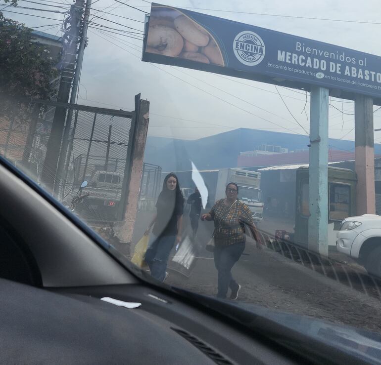 Los Bomberos voluntarios piden refuerzos.