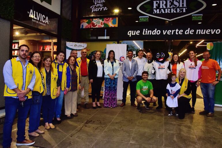 Voluntarios de la Colecta Nacional de Alimentos.