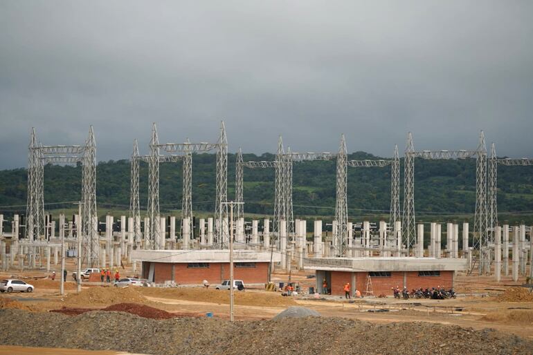 Cinco LT de 500 kV confluirán en la Subestación Valenzuela.