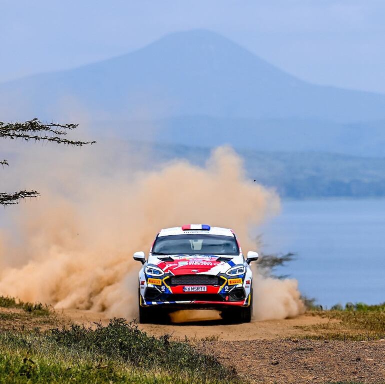 Nuestro compatriota Diego Domínguez Bejarano ya está listo para afrontar otro desafío en el WRC. Esta vez en el Rally de Kenia, donde ya estuvo el año pasado.