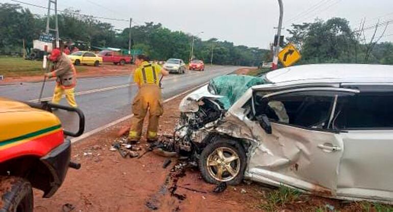 Así quedó el vehículo de la víctima fatal.