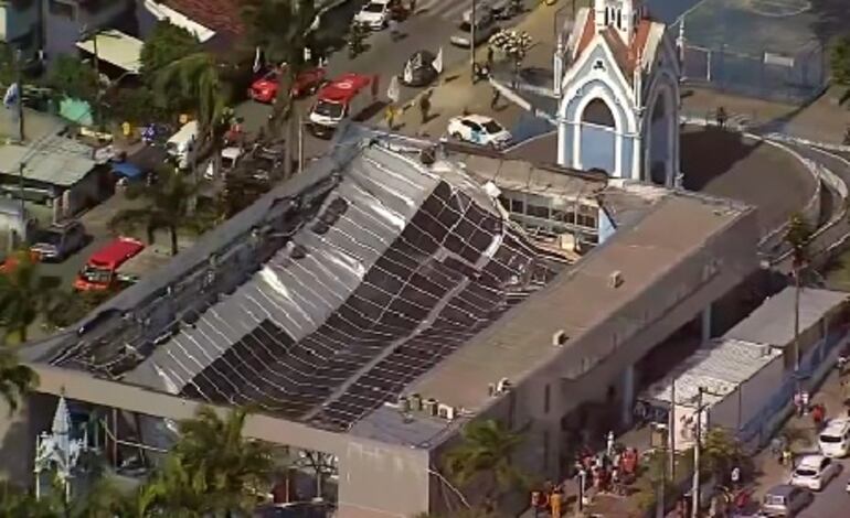 Derrumbe de un santuario en Recife, Brasil. (captura de video de GloboTV)