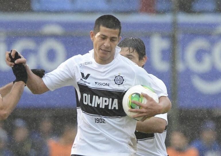 Diego Centurión, Olimpia.