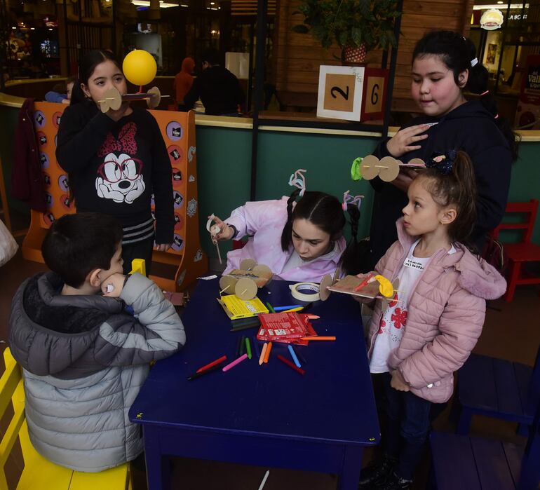 El "Mini LAB" prepara varias actividades divertidas, en el Shopping Mariscal.