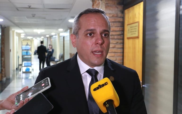 Camilo Benitez , contralor 
Foto. Gent de Prensa Senado.