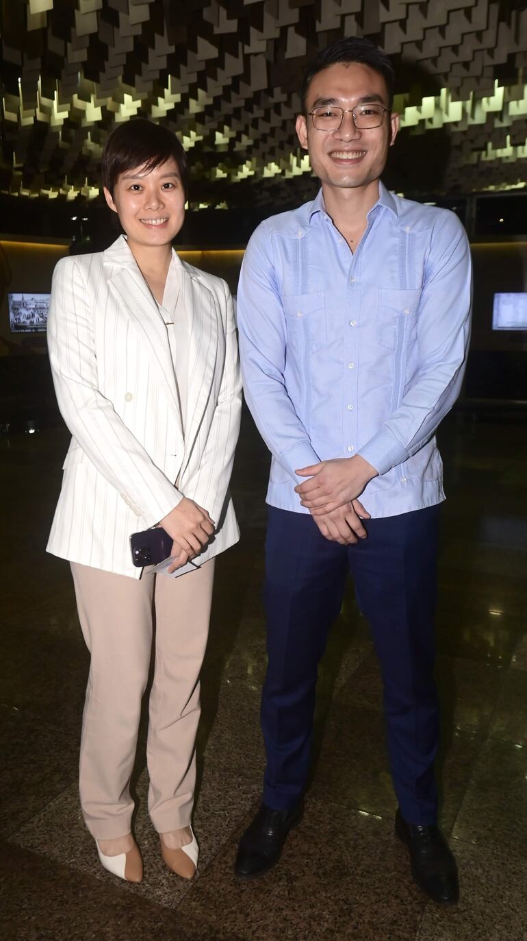 Inés Tsao y Gonzalo Yang.