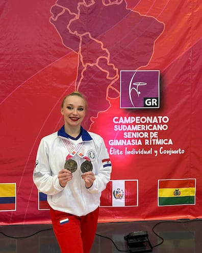 Fernanda Lenz conquista bronce en Chile.