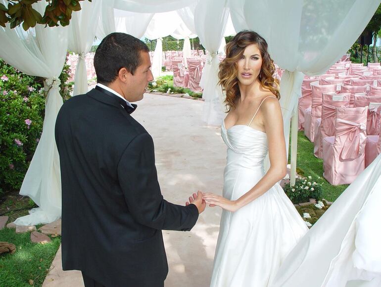 Adam y Jackie Sandler el día de su boda, hace 20 años.