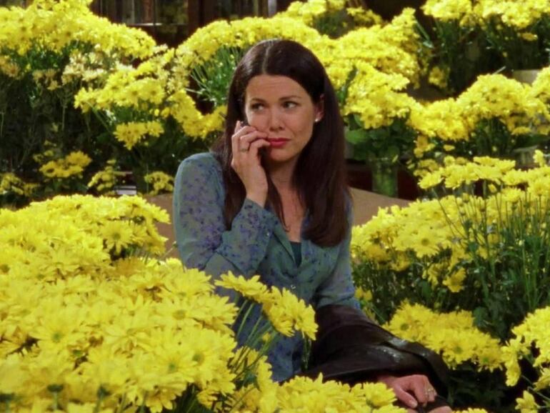 Escena de la serie "Gilmore Girls" en la que Lorelai Gilmore (Lauren Graham) recibe 1000 margaritas amarillas.