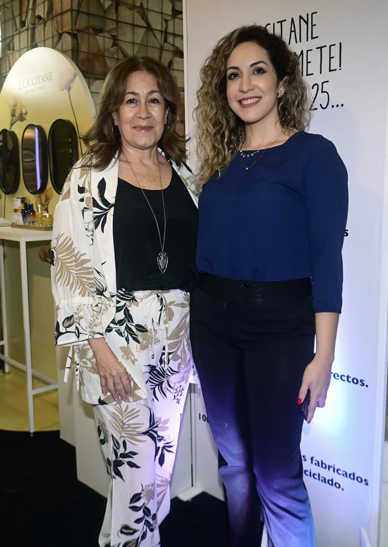 Norma Centurión y Fabiola Brítez.