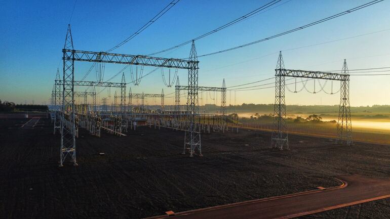 Imágenes de la línea 500 kv, gentileza.