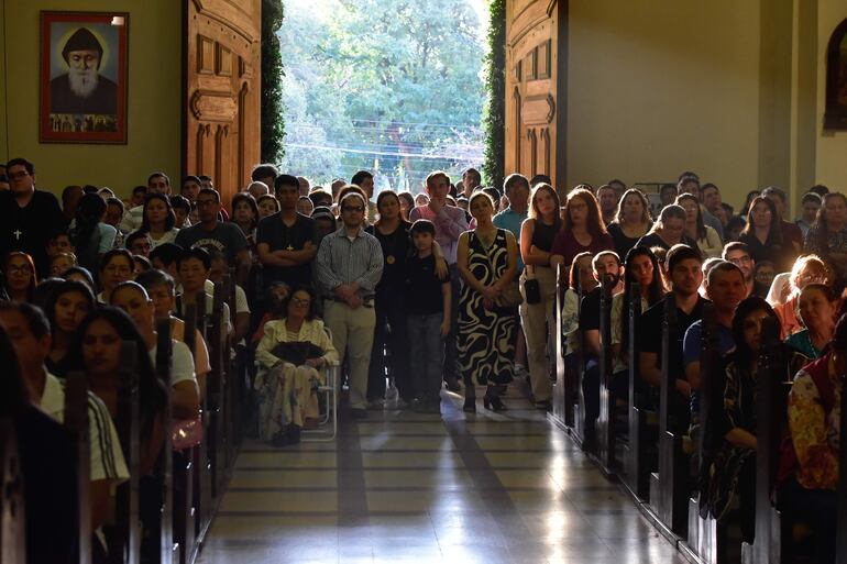 Grabn cantidad de gente acudió a la celebración eucarística de la Solemnidad en la Catedral Metropolitana.