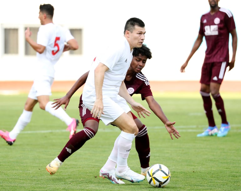 Braian Samudio en acción durante el último partido de preparación del equipo de Antalyaspor.