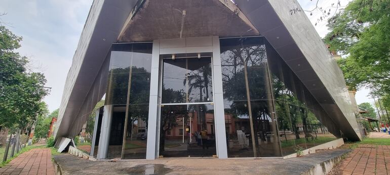 Inician proceso de llamado a licitación publica nacional para culminación de las obras del auditorio Agustín Pio Barrios.