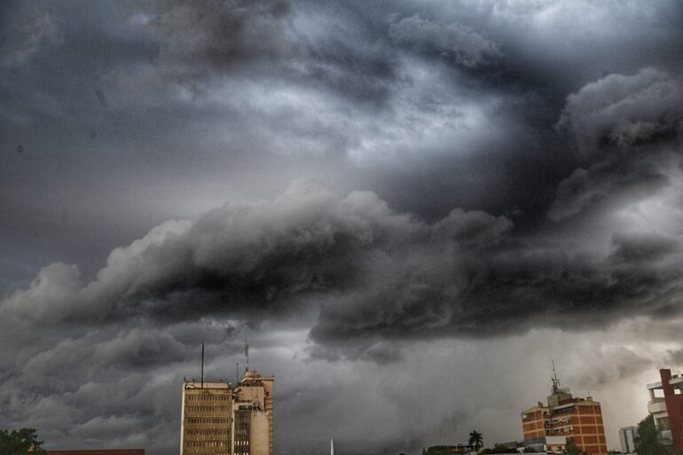 tormenta lluvia Asunción