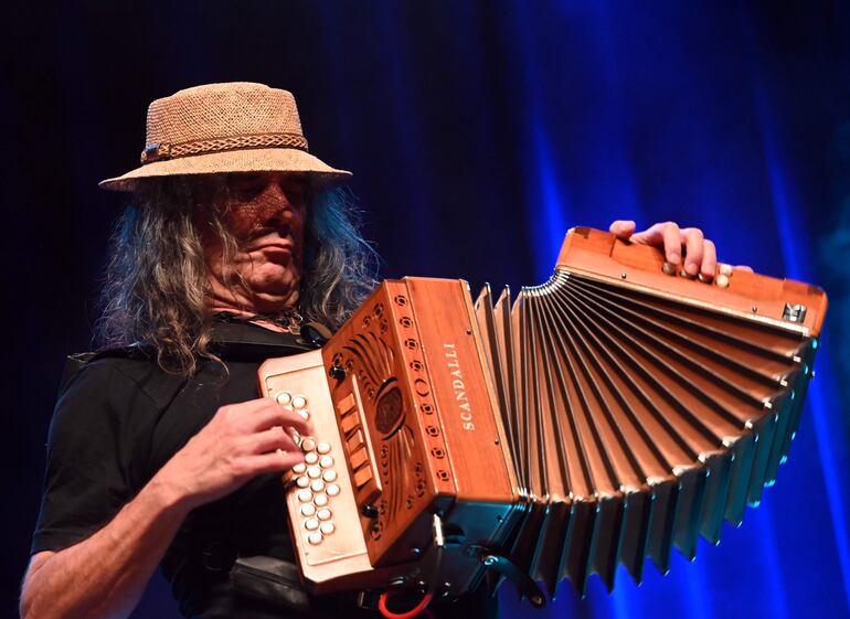 El Instituto Guimarães Rosa Asunción invitó al show del acordeonista Renato Borguetti Trío.