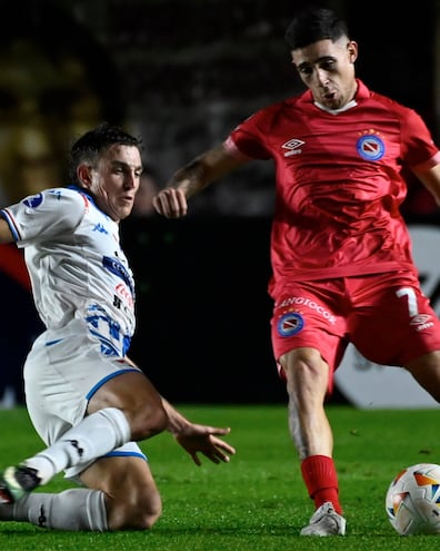 Nacional cayó en su despedida de la Sudamericana