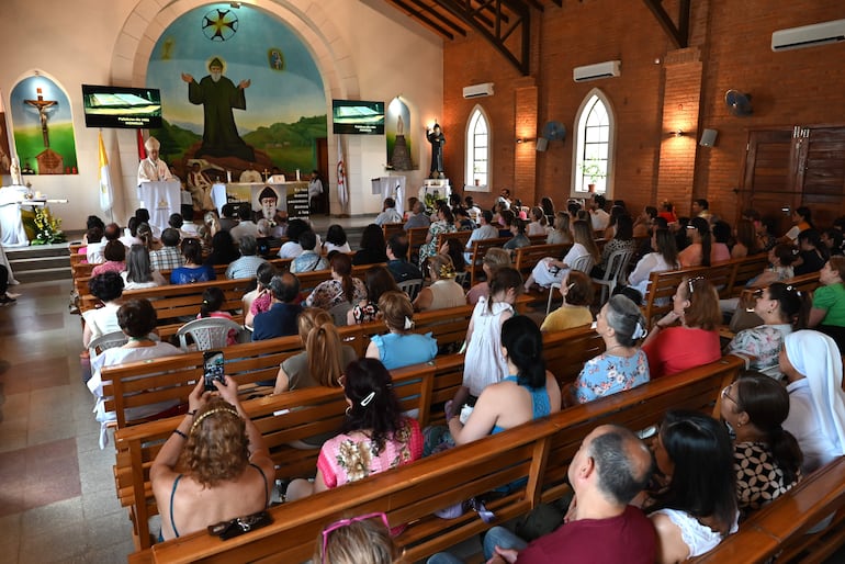 Misa de Sanación será en la Parroquia San Chárbel en Itá Enramada.