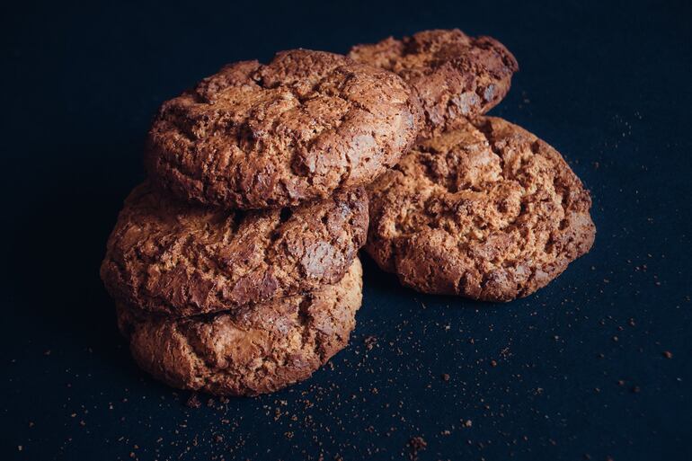 Cookies de avena y cacao.