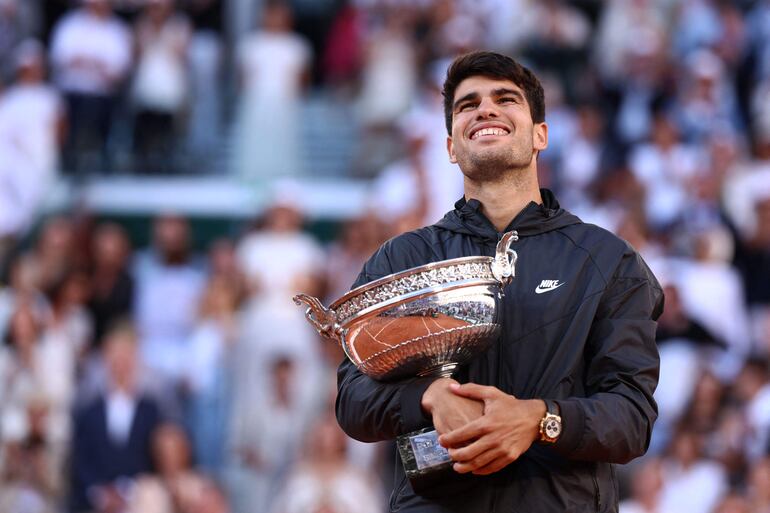 Carlos Alcaraz Garfia, 5 de mayo de 2003 (21 años) de Murcia, España. Estatura: 1,83 m