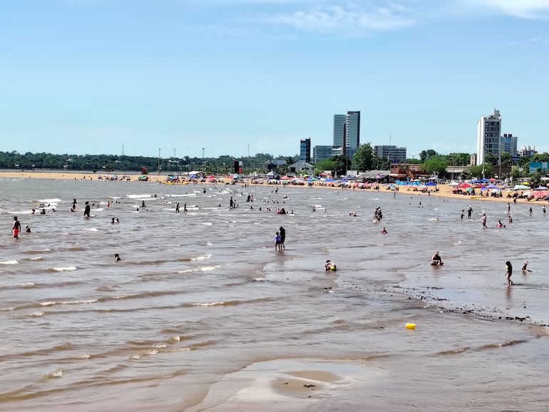 Playa San José de Encarnación.