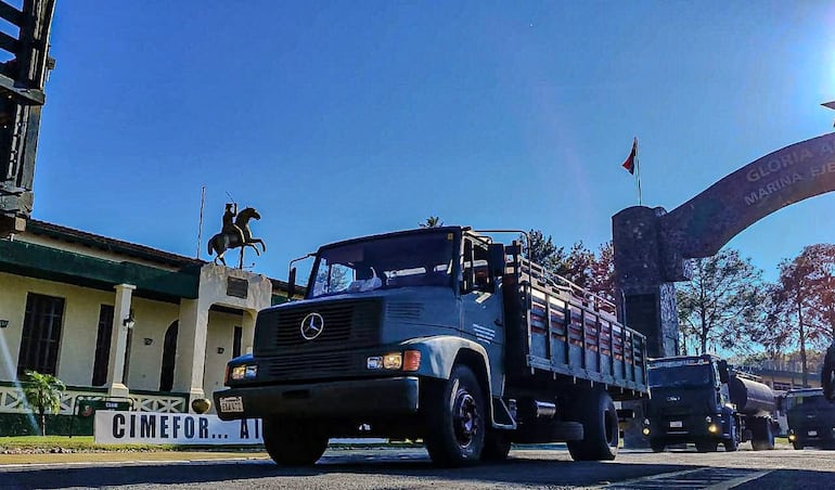 Agua para el Chaco: la SEN y el Ministerio de Defensa  llevan 270.000 litros