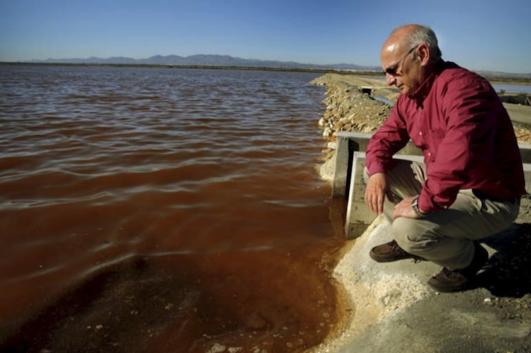 Francis Mojica en las salinas de Santa Pola (José Aymá).