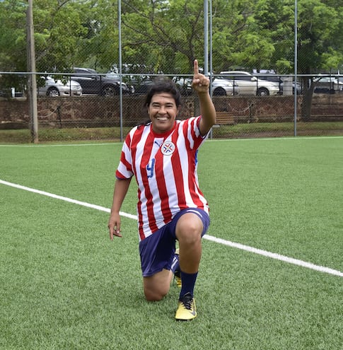 Irma Cuevas es la máxima referente del fútbol femenino paraguayo y goleadora histórica con 639 goles.