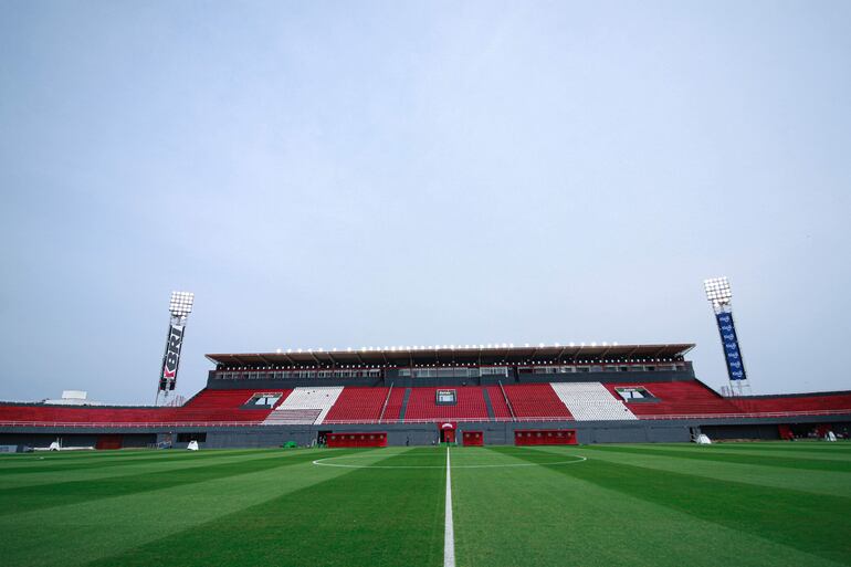 El estadio Antonio Aranda Encina del Club 3 de Febrero de Ciudad del Este,