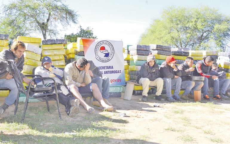 Erwin Jorge Solalinde Krause fue detenido en abril de 2016 durante un operativo antidrogas en Villeta, con 18.900 kilos de marihuana prensada que iban a ser traficados al Uruguay por medio de una embarcación.