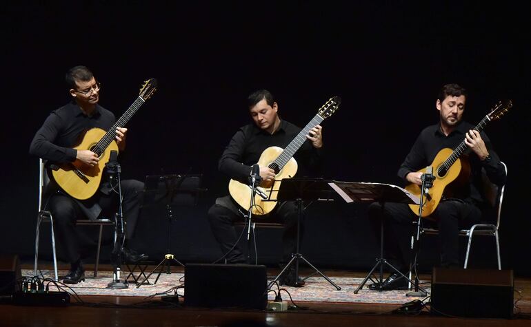 José Carlos Cabrera, Favio Rodríguez y Rodrigo Benítez Vargas.