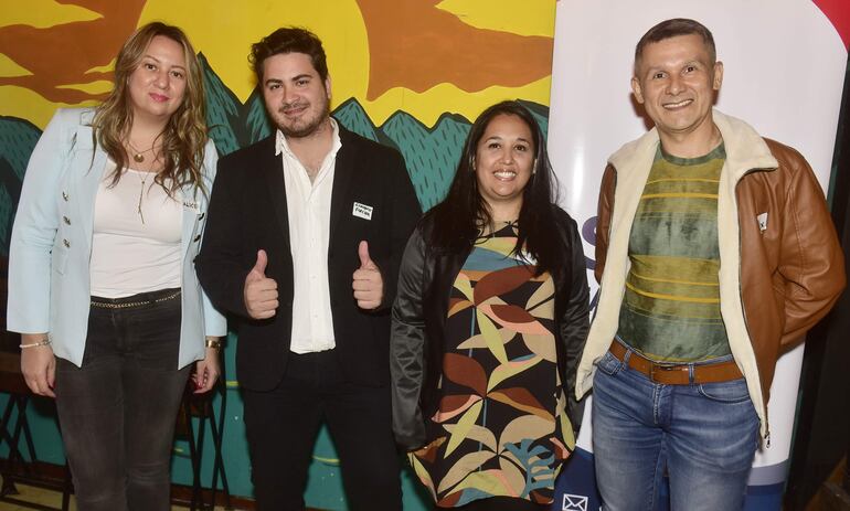 Alice Resquín, Claudio Flecha, Perla Silguero y Félix Fariña.