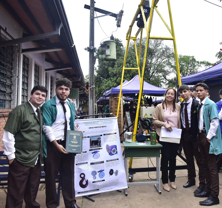 Los proyectos fueron construidos por los propios estudiantes. 