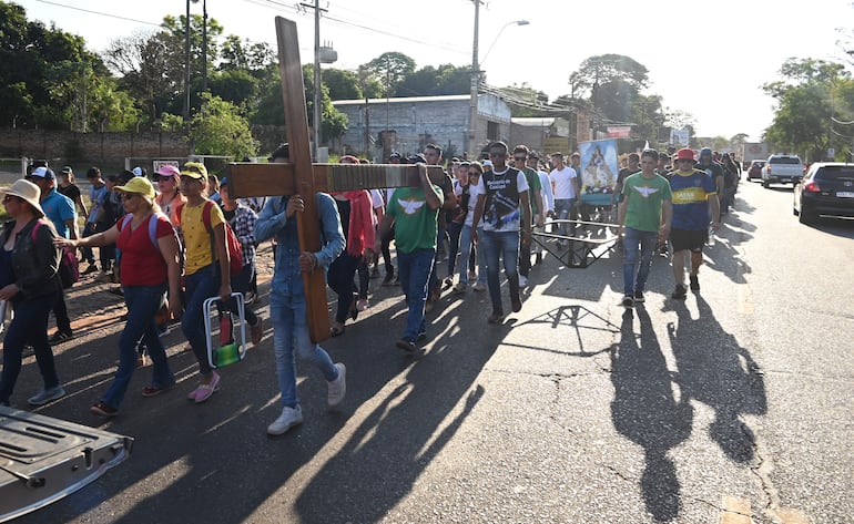 El 7 de diciembre es la fecha de mayor afluencia de peregrinos a la Basílica de Caacupé. 