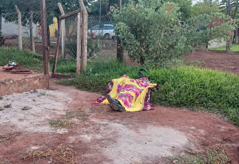 El joven trabajador cayó muerto frente a la vivienda donde se mudó apenas hace 15 días.