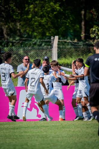 Plantel sub 13 de Olimpia Villeta